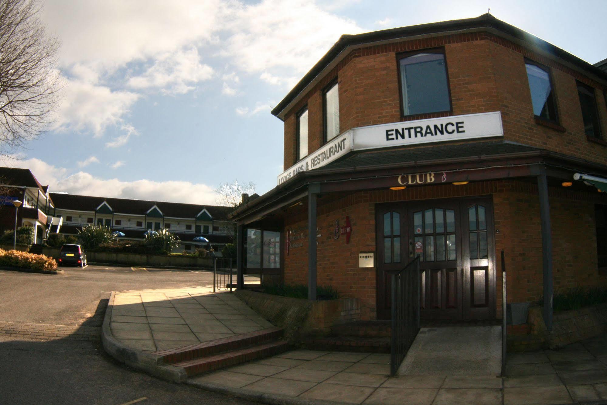 The Town & Country Lodge Dundry Exterior foto